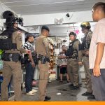 กล้องวงจรปิดจับภาพนาทีปะทะเดือด แทงกันไส้ทะลักคาคอนโด